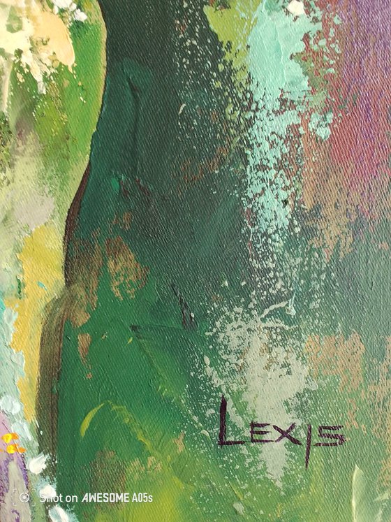 Bearer of abundance, beauty queen