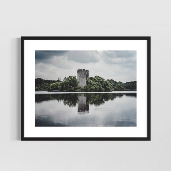 DARK IRISH REFLECTS II