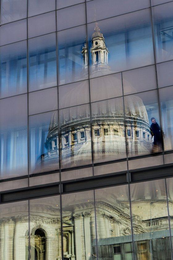 Jolly window cleaner St Paul's  2/20 12"X8"