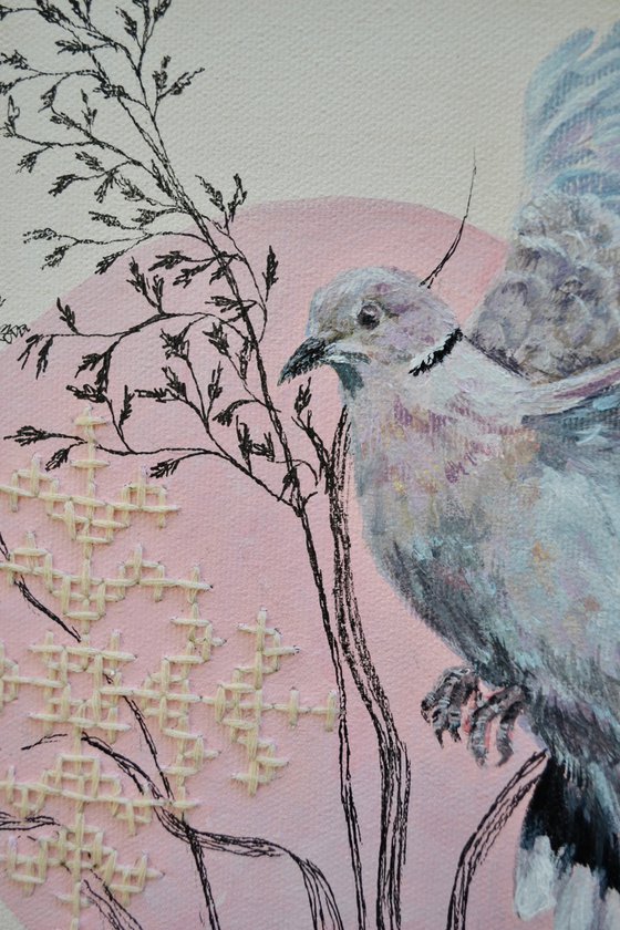 COURTYARD MEMORIES IV : DOVE