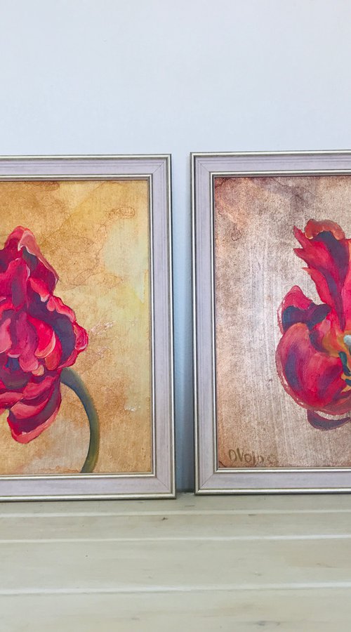 Set of 2 Tulip on gold by Olga Volna