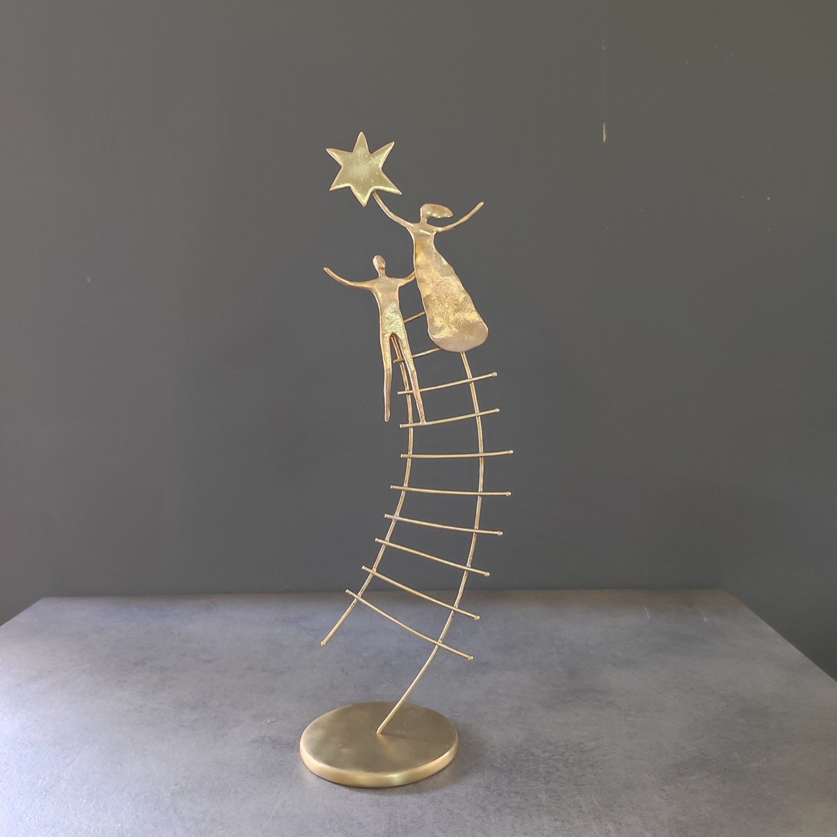 Impressionistic Portrait Bronze Sculpture By Anna Andreadi, 4 X 13, A Star