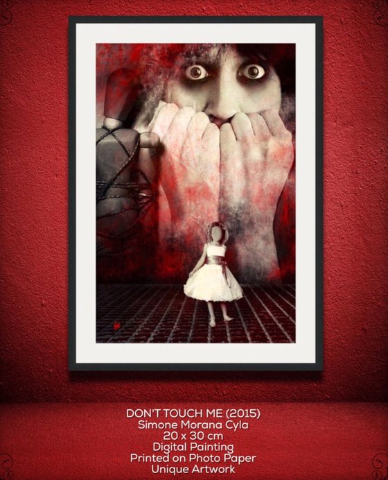 Don't Touch Me | 2015 | Digital Artwork printed on Photo Paper | 20 x 30 cm | Simone Morana Cyla | Unique Edition | Published