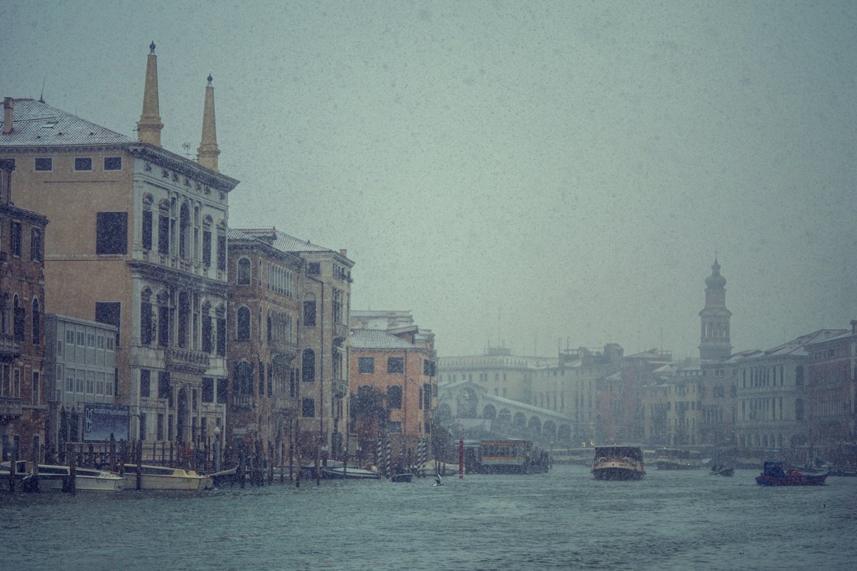 Photorealistic Cityscapes Photograph By Pavel Oskin, 53 X 35", Calligo, Original Artwork