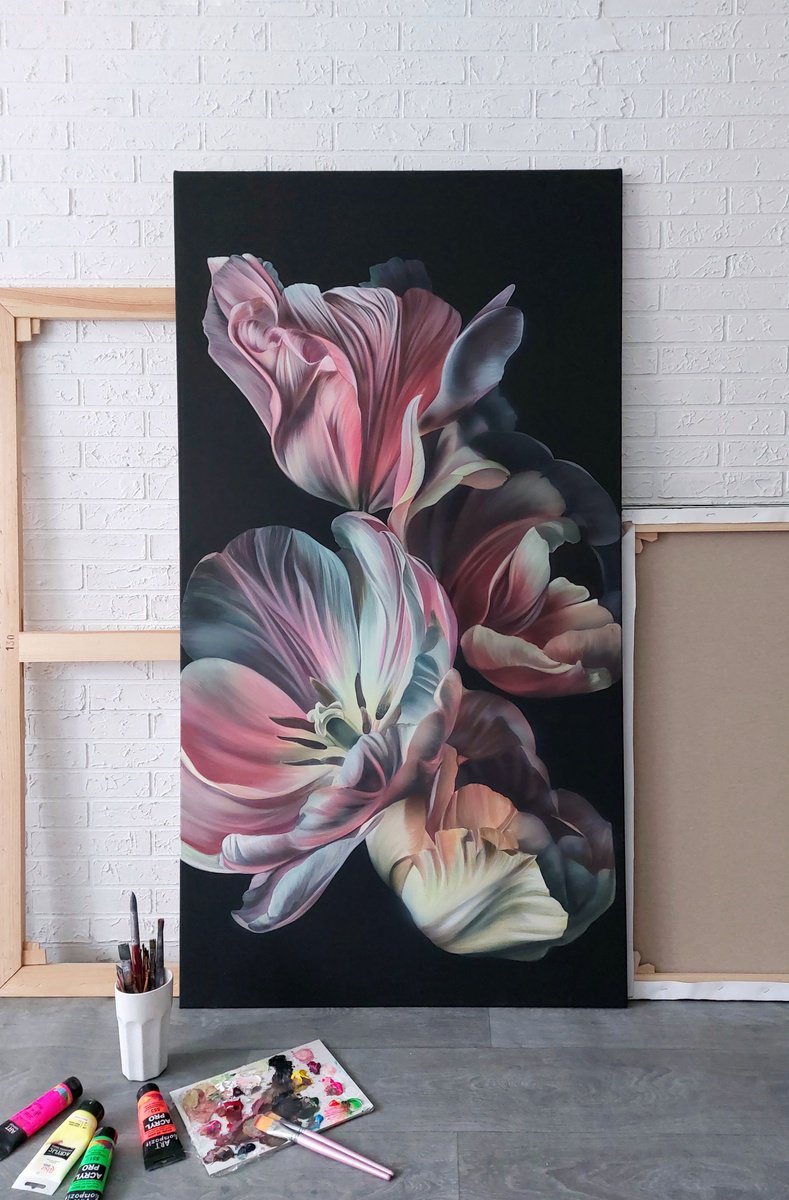 Tulips by Svitlana Brazhnikova