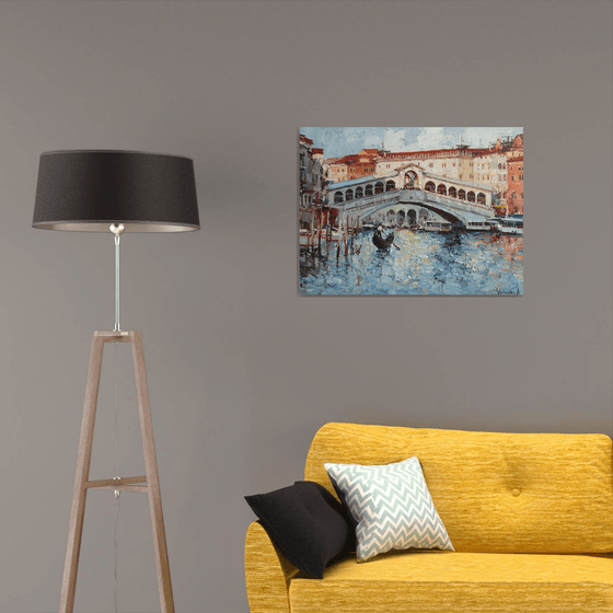 Rialto Bridge in Venice