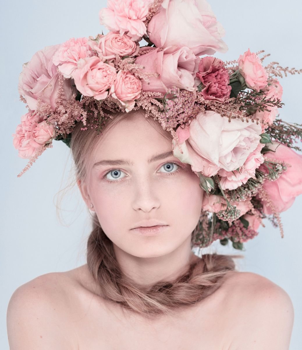 Queen of Flowers II. Limited edition 1 of 10 by Inna Mosina