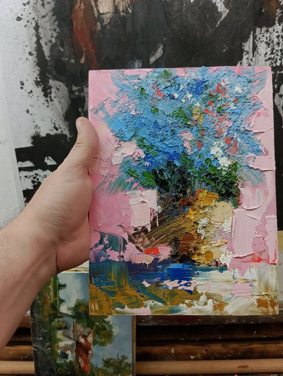 Blue flowers in the vase