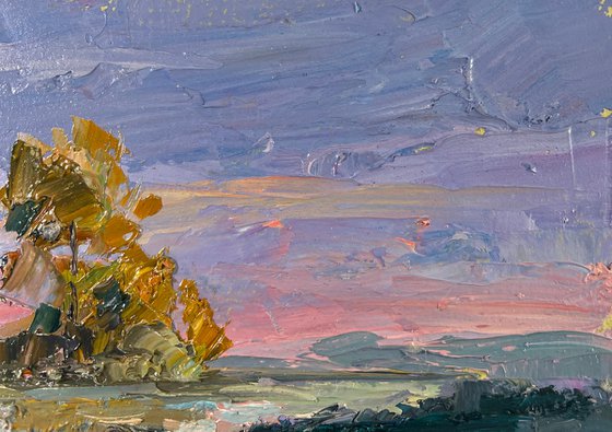 A Quiet Night Passes Among the Grasses