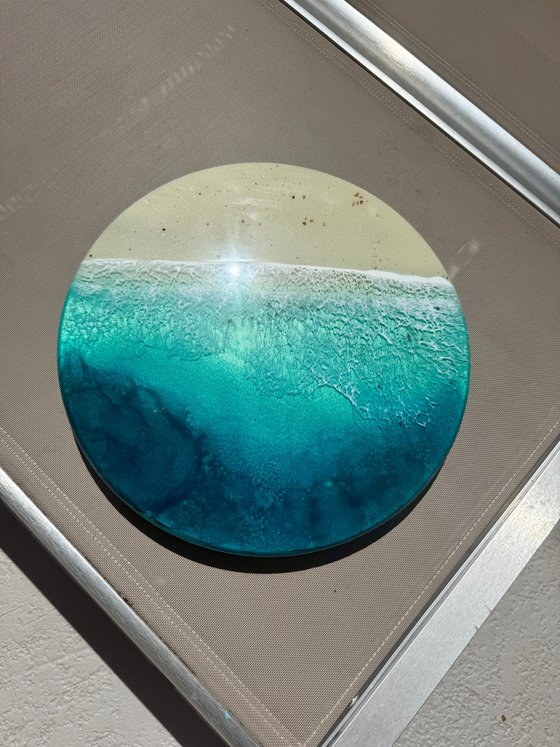 Round ocean #109
