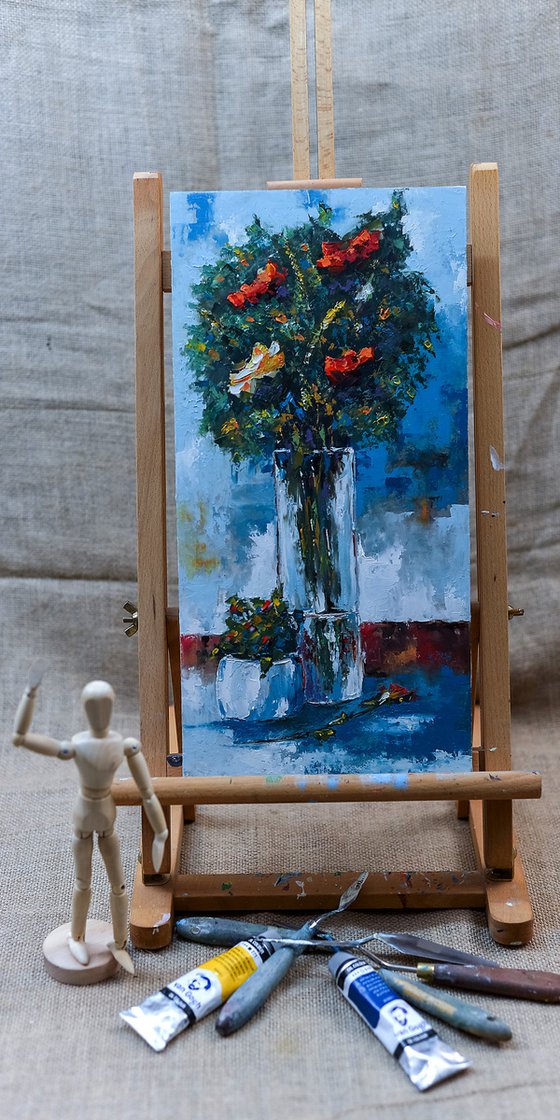 Modern still life painting. Flowers in vase. Palette knife work