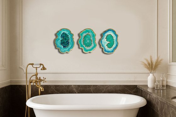 Little gems. Three geodes. Tiffany series.