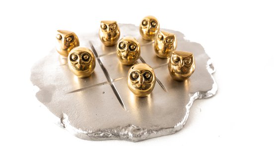 sculpture table game owls