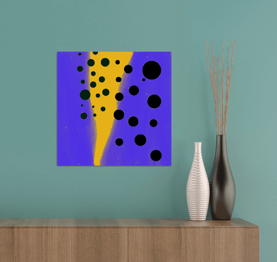 Black Dots - Yellow