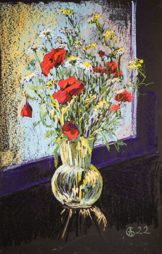 Summer bouquet with poppies and camomiles. Contrast interior still life with flowers on black background