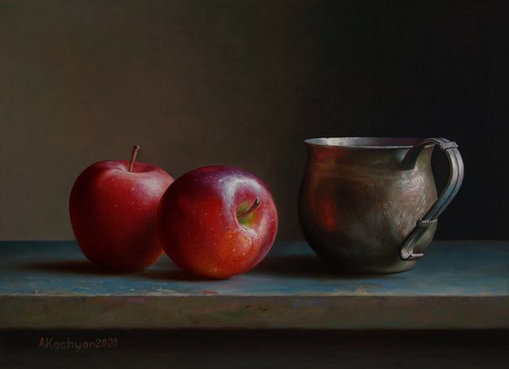 Apples with a cup