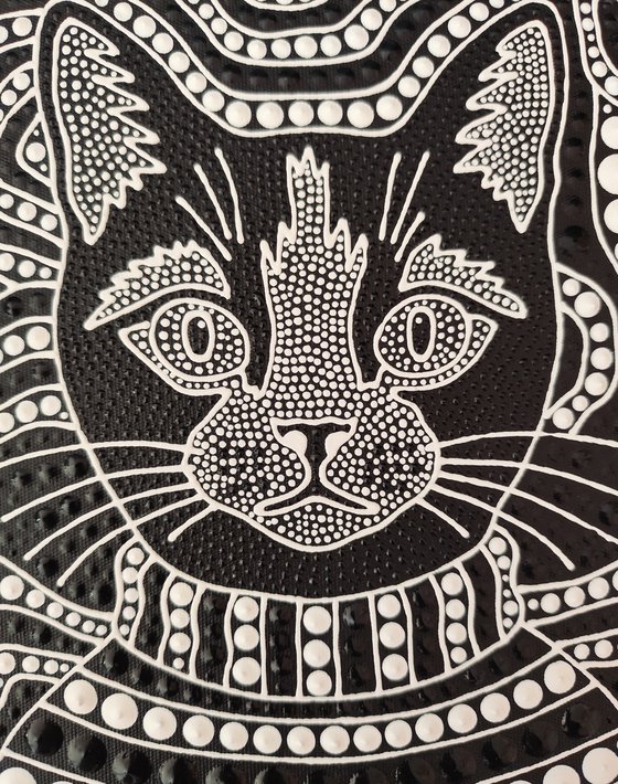 Hypnotic Cat 2