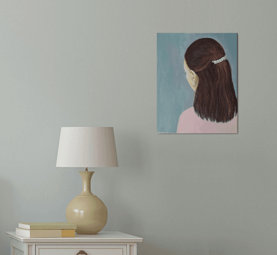 Naoko in pearl earrings