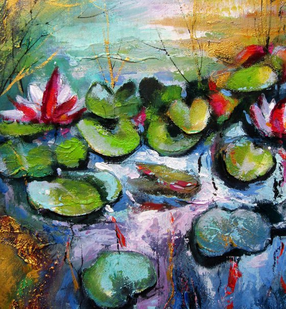 Water lilies with gold