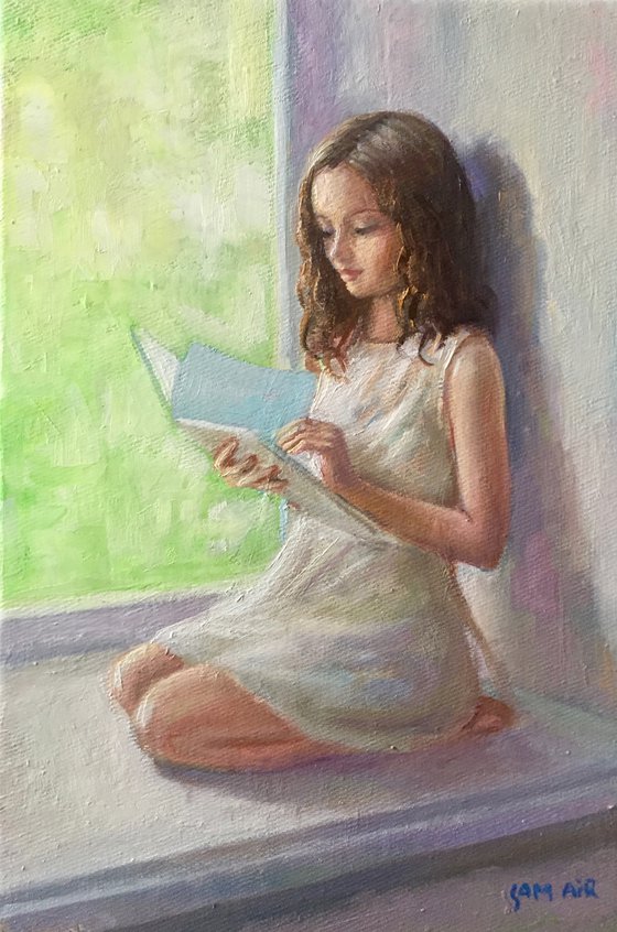 Reading girl