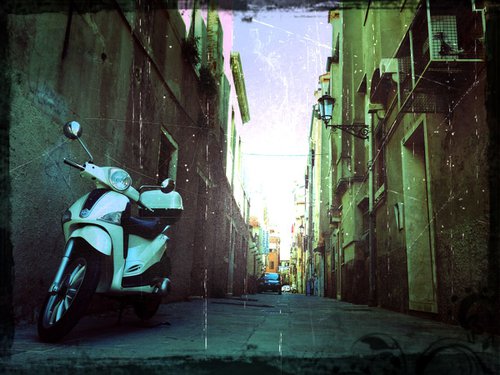 Vespa in Italy - 60x80x4cm print on canvas 01150m1 READY to HANG by Kuebler