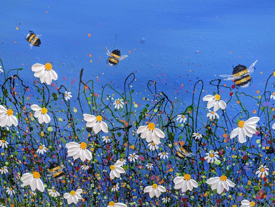 Bee utiful Daisy Meadow