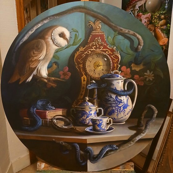 The large round of the blue snakes