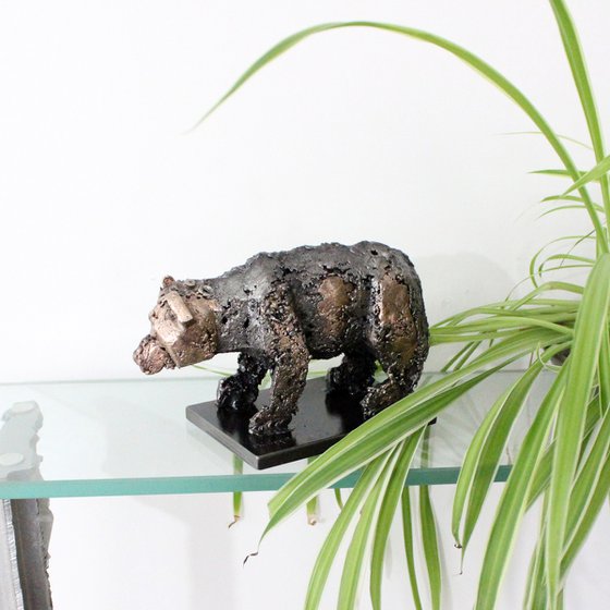 Bear 110-21 - Metal animal sculpture - bronze and steel lace