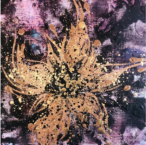 FLOWER FANTASY - Great abstraction. Colorful flower. Gold leaf. Bloom. Miracle. Appeasement.