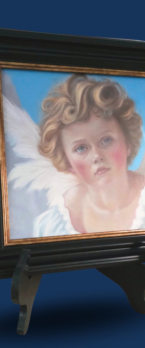 Eterno Oro, portrait of an angel by Ellisa Hague