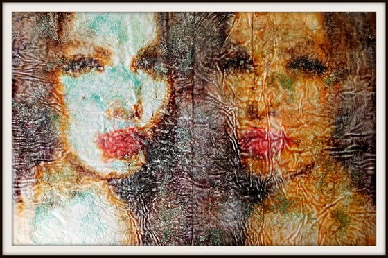 Twin sisters (n.320) - 106 x 68 x 2,50 cm - ready to hang - mix media painting on stretched canvas