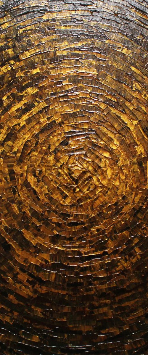 Shard of brown color by Jonathan Pradillon
