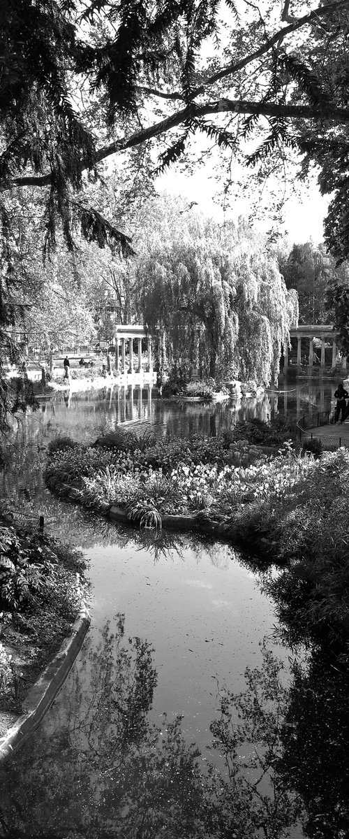 Parc Monceau au Printemps by Alex Cassels