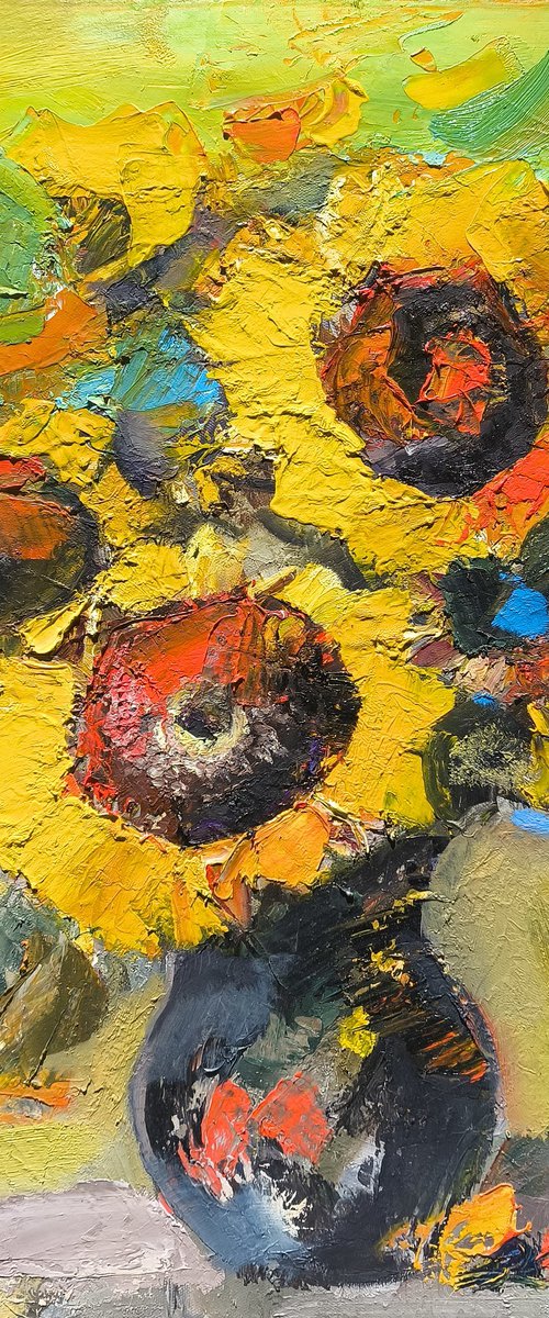 Sunflowers in a Black Vase by Hayk Miqayelyan
