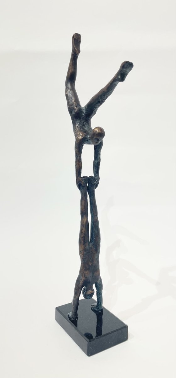 Acrobats Balance, no.VI/VIII