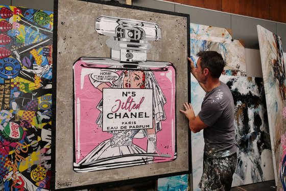 Chanel Jilted No.5 120cm x 150cm Chanel Perfume Concrete Urban Pop Art Custom Etched Frame