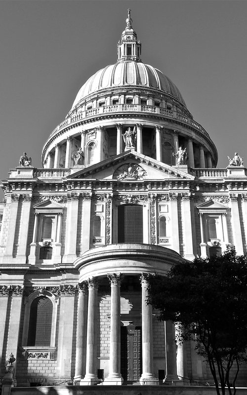 St. Paul's Cathedral 2 by Alex Cassels