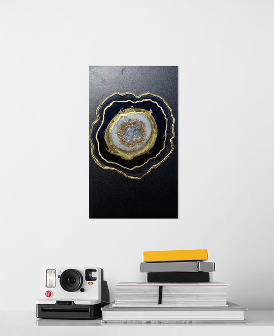 Geode wall art, Gold, White, Black