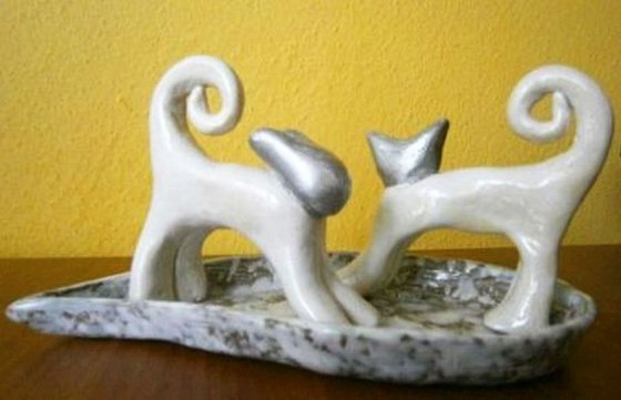 Ceramic cats ..