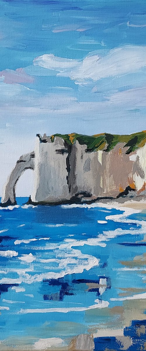 Lumière d’Étretat by Axelle Biltgen