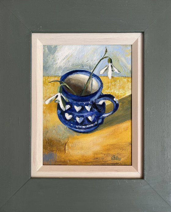 Snowdrops in love heart cup