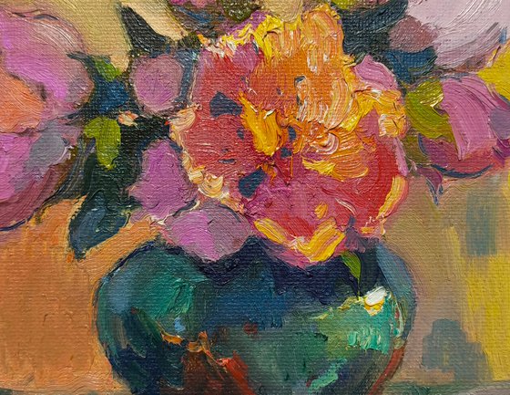 Peonies in a Round Vase