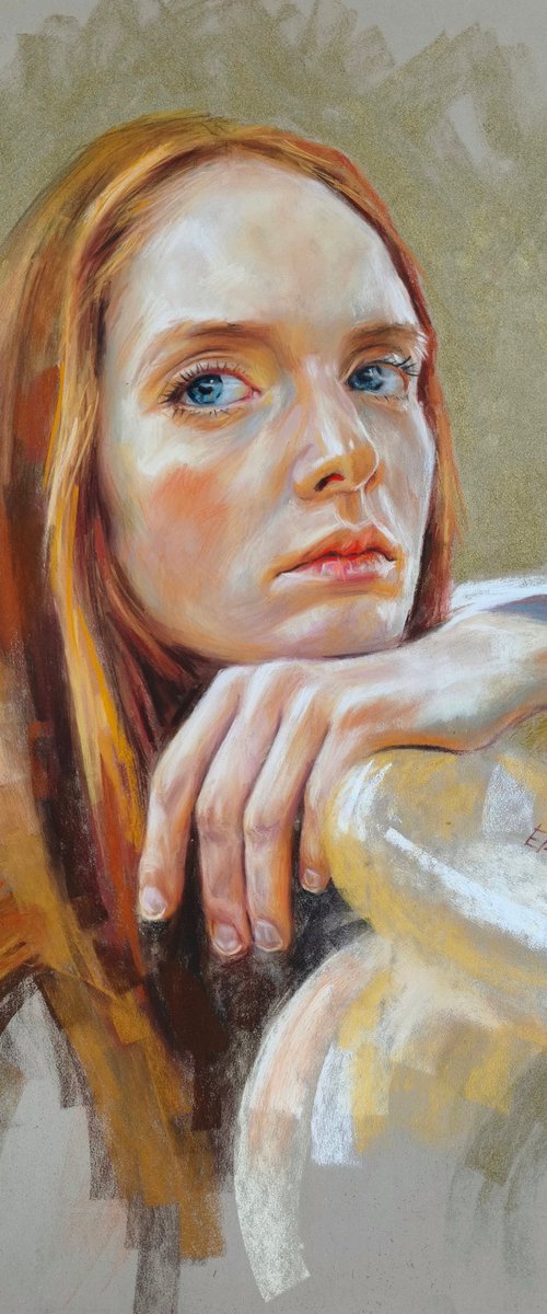 Golden portrait 2 by Elza Slo
