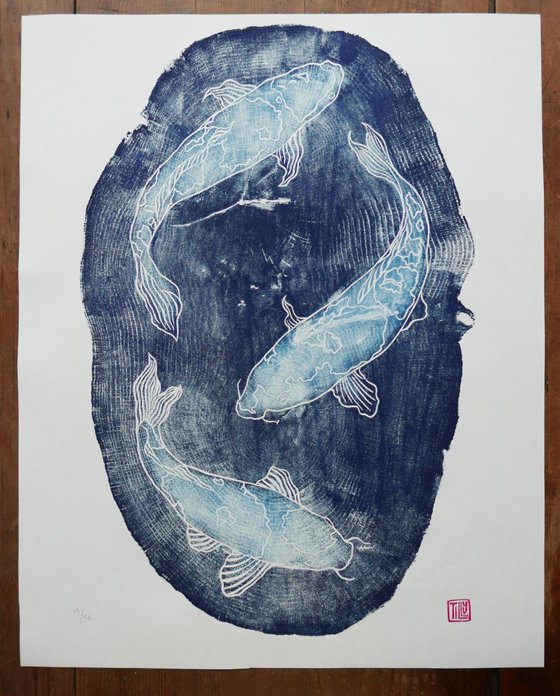 'Ghost Fish' Pale Blue