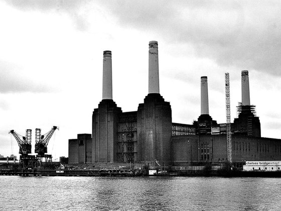 BATTERSEA POWER STATION B&W: London(Limited edition  4/50) A3