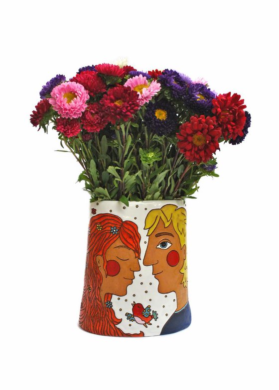 Falling in love vase