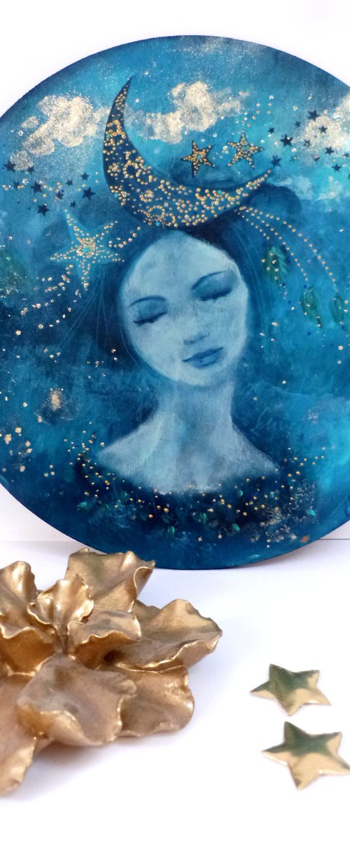 In her wildest dreams, she saw herself as a moon woman. 30 cm diameter on wood. by Loetitia Pillault