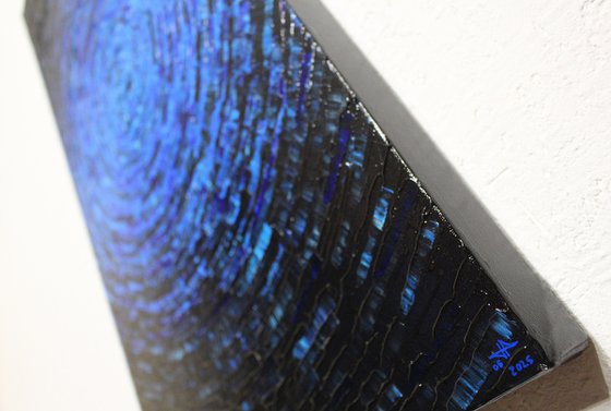 Fragmented Deep Blue Burst