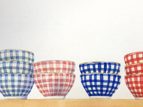 Chequered bowls in a row