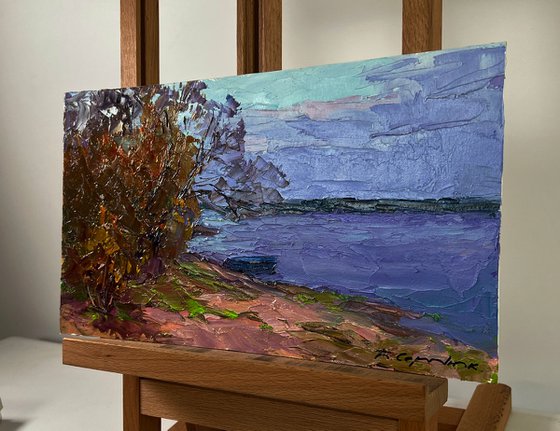 Silent Drift on the Waves of a River